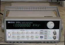 HP 33120A       15 MHZ