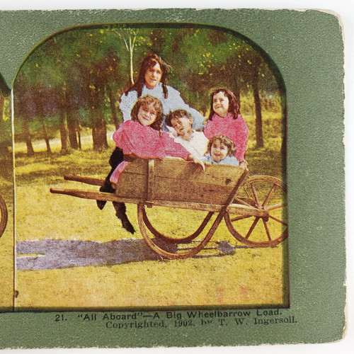 Ragazze cavalcando legno - cavalcando,