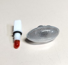 FANALINO FRECCIA LATERALE PEUGEOT 206  CITROEN C2-C3-C5-XSARA LUCCIOLA DX=SX