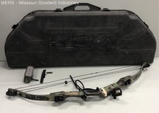 Hoyt USA Camo Compound Bow