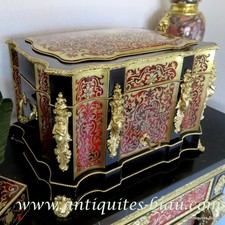 Importante Cave à liqueur en