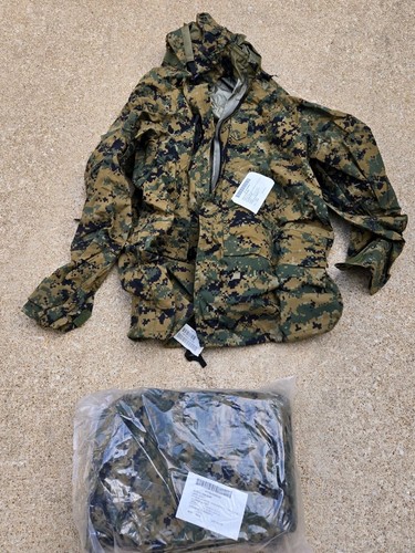 Nuovo con etichetta usmc issue - con,