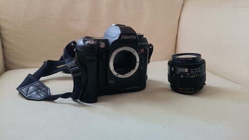 Fujifilm finepix pro - s2,