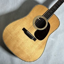 Martin D-45 Modern Deluxe