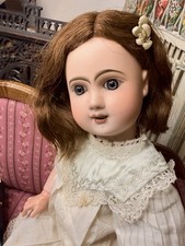 Bellissima bambola francese