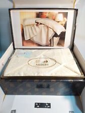 corredo completo lenzuola con copriletto matrimoniali in pura seta con ricami 