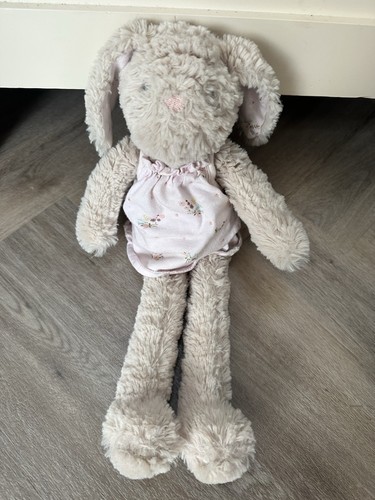 Next best friend bunny - best,