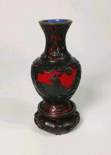 Vaso cinese laccato cinabro