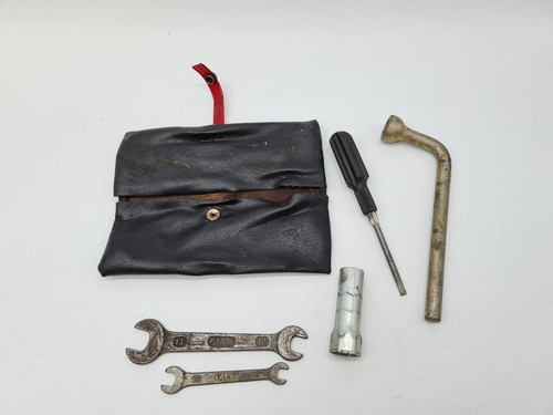 Fiat tool kit - wheel, wrench