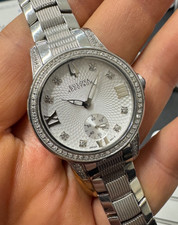 Bulova Accutron Diamanti Quartz Boys Acciaio Inox Pari al Nuovo Swiss Made