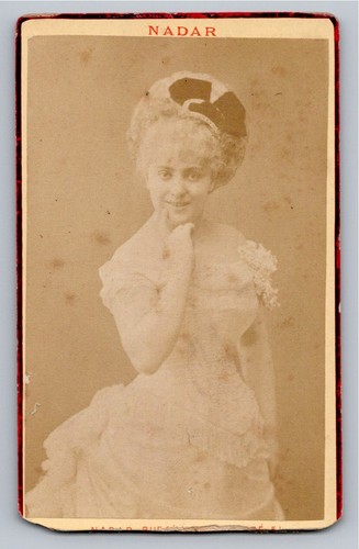 Cdv 1875 louise théo - 1875, artiste