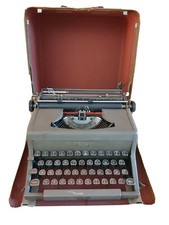 Macchina Da Scrivere antica
