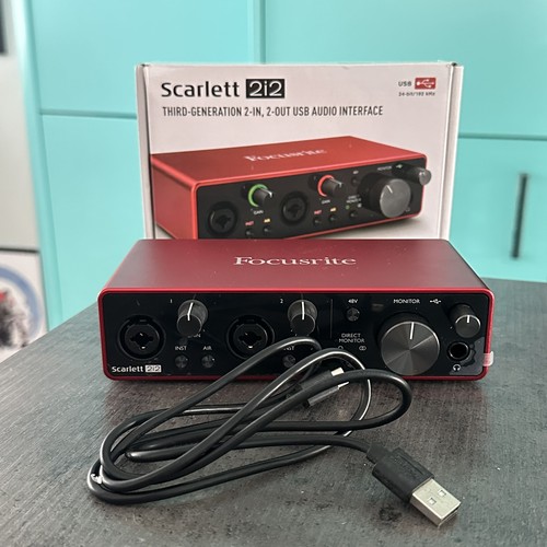 Focusrite scarlett 2i2 - focusrite,