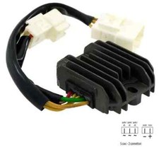 REGOLATORE DI TENSIONE PIAGGIO VESPA S ie 4T 3V 150 2009-2012