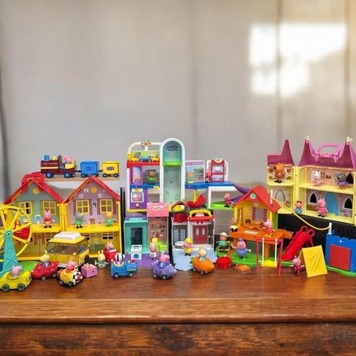 Huge peppa pig - huge,