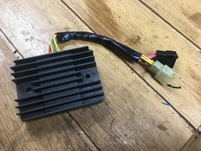 Raddrizzatore regolatore