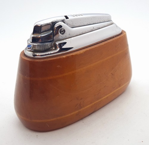 Sleek 1960s ronson varaflame - 1960s,