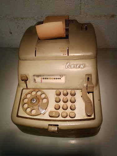 Calcolatrice everest del 1955 - calcolatrice,