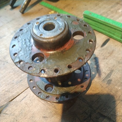 Mozzo ruota norton - 4.7,