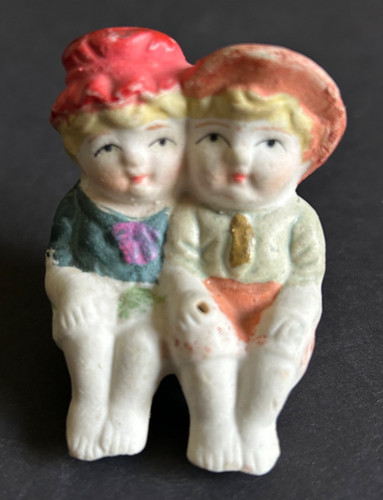 Statuina coppia sitter - , mensola