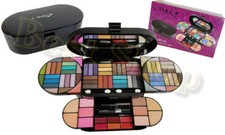Deluxe Carry All Beauty Case