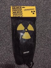 Manicotto gomito enduro anti-nuke nero e giallo