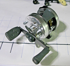 Mulinello Abu Garcia Ambassadeur 4600C3 Casting, RH, Level Wind, Star Drag - Mai usato?
