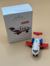 Fisher Price Gioco Famiglia Divertimento Jet Punzone Ornamento 2010 Albero di Natale