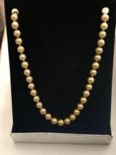 Collana perle tonde simulate