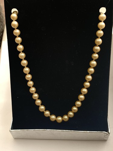 Collana perle tonde simulate