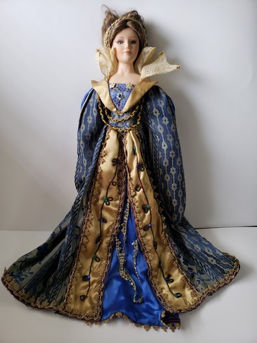 Bambola porcellana regina