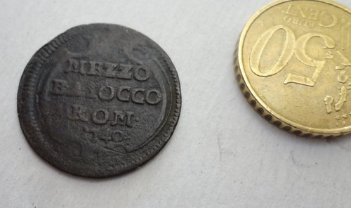 Moneta antica mezzo - moneta,