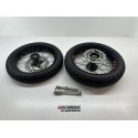 KIT PAR DE LLANTAS 17'' DELANTERA TRASERA BETA RR 50 MOTARD 2T 2012 AM6