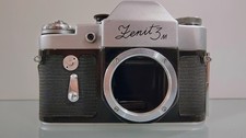 FOTOCAMERA REFLEX RUSSA ZENIT 3M per PELLICOLA 35 mm. 135 GUASTA, DA RIPARARE