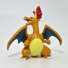 Charizard pokemon moncolle - charizard,