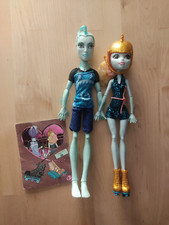 Monster High Lagoona Blue + Gil Webber, Wheel Love con libretto "Lagoona & Gil"