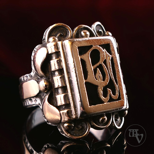 Anello sigillo alta qualità