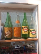 4 BOTTIGLIE VETRO CIAPPAZZI GAZZOSA  ARTEMISIA  CHINOTTO BOTTIGLIE VINTAGE 