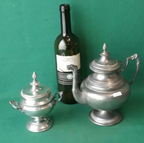 Vecchia teiera caffettiera - vecchia,