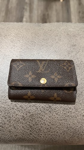 Louis vuitton portachiavi sei - vuitton,