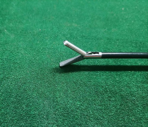 Pinza monopolare laparoscopica
