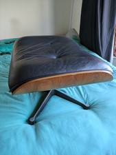 Sgabello ottomano Vitra Eames