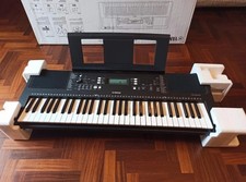 Yamaha PSR-E373 61 Tasti