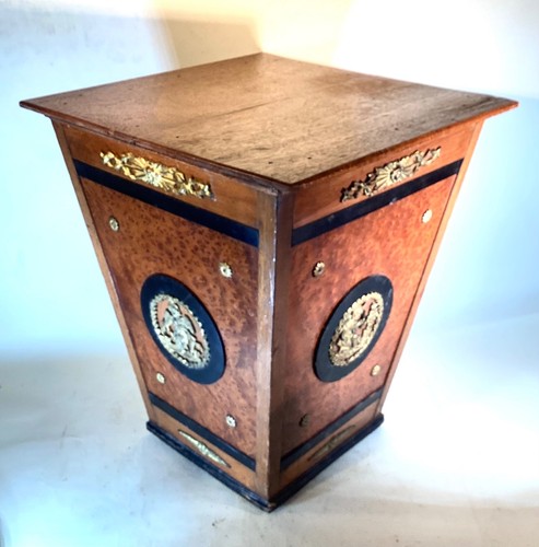 Piedistallo biedermeier - piedistallo,