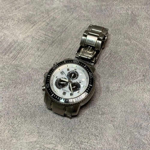 Orologio radiocontrollato