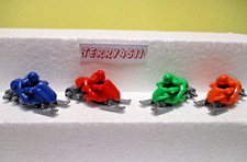 KINDER SORPRESA GATTI DELLE