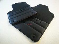 TAPPETINI IN PELLE E VELLUTO