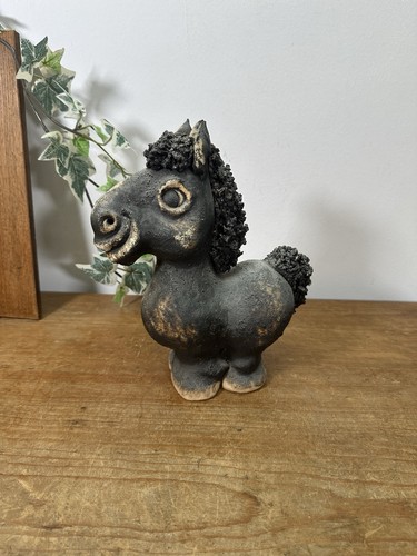 Grogg john hughes - grogg, pit