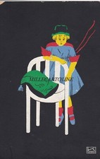 Bambina e sedia bianca su fondo nero - firmata "K gas gesch"