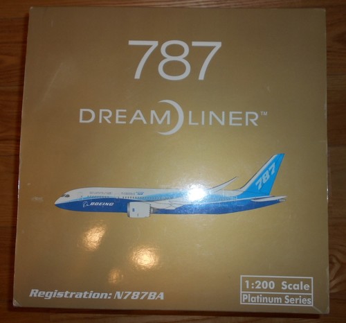 Phoenix 200 b787 n787ba - phoenix, 1/200